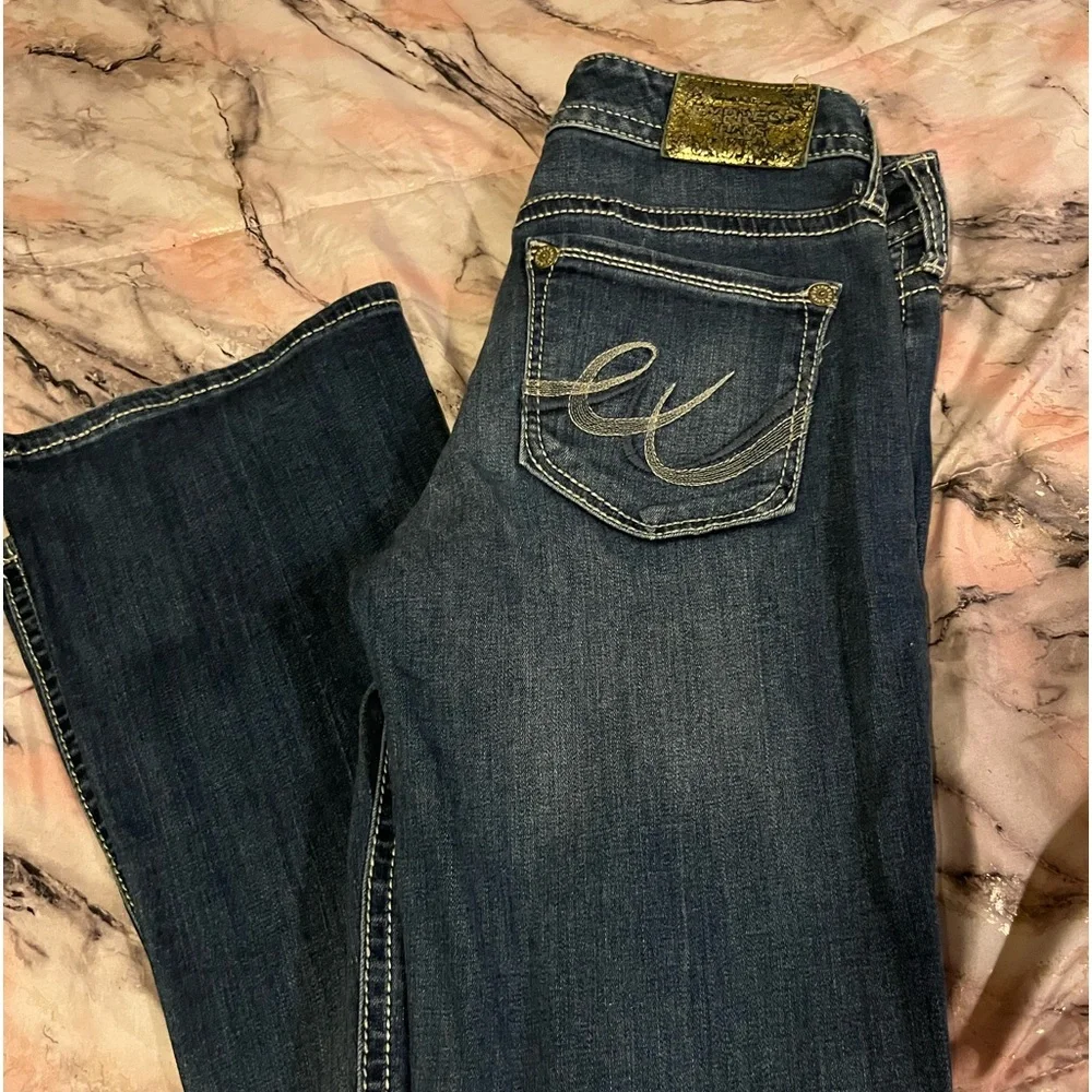 Express Jeans - Picture 1 of 3